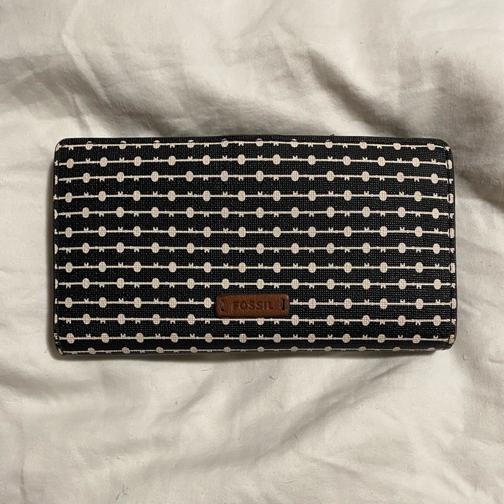 Fossil wallet